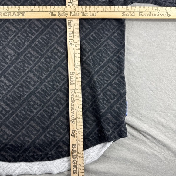 Marvel Spirit Jersey Mens XS Black All Over Print Long Sleeve Crewneck Disney - Picture 3 of 7